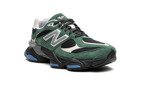 New Balance 9060 Forest Green