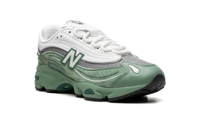 New Balance 1000 Mallard Green Sea Salt