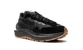 Nike Vaporwaffle Sacai Black Gum