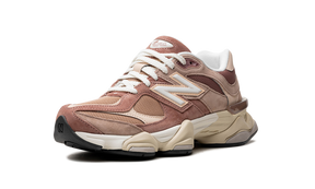 New Balance 9060 Sparrow
