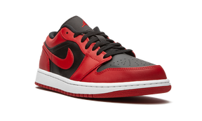 Jordan 1 Low Bred Toe Red