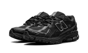 New Balance 1906R "Black Metallic"