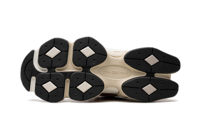 New Balance 9060 Sparrow