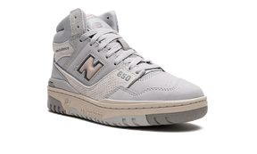 New Balance 650 Light Aluminum