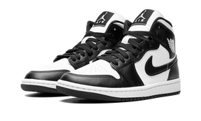 Jordan 1 Mid Panda
