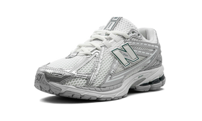 New Balance 1906R "SILVER METALLIC"