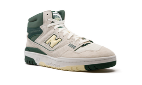 New Balance 650R Sea Salt Nightwatch Green