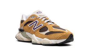 New Balance 9060 Butterscotch