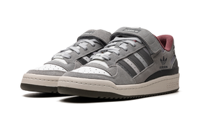 Adidas Forum 84 Low Home Alone 2 - 365 Sneakers