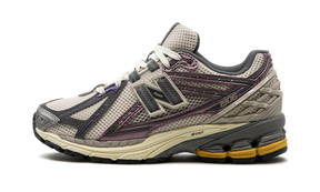 New Balance 1906R "LICORICE"