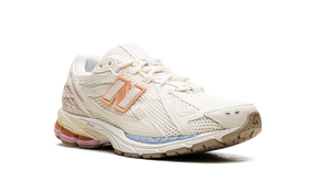 New Balance 1906R "Pink Sugar"