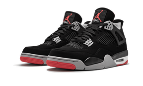 Air Jordan 4 Bred