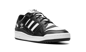 Adidas Forum Low Core Black - 365 Sneakers