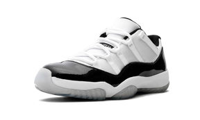 Air Jordan 11 Retro Low Concord
