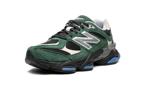 New Balance 9060 Forest Green
