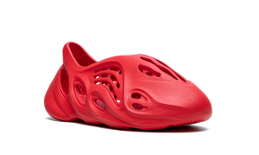 Adidas Yeezy Foam RNNR Vermillion