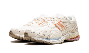New Balance 1906R "Pink Sugar"