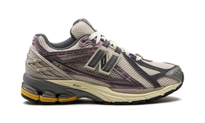 New Balance 1906R "LICORICE"