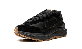 Nike Vaporwaffle Sacai Black Gum