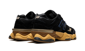 New Balance 9060 Black Royal Gum