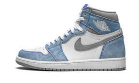 Air Jordan 1 High Hyper Royal