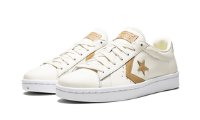 More Converse Pro Leather 76 Ox