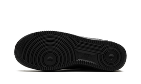 Nike Air Force 1 Low "KAWS x Sky High Farms - Black"