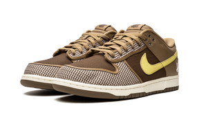 Nike Dunk Low Undefeated Canteen