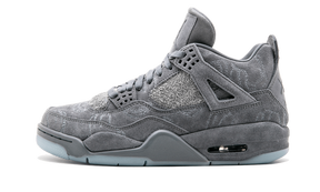 Jordan 4 Retro Kaws