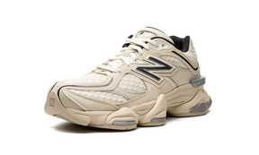 New Balance 9060 Turtledove Black Silver Metallic