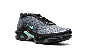 Nike Air Max Plus Spirograph
