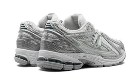 New Balance 1906R "SILVER METALLIC"