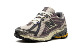 New Balance 1906R "LICORICE"