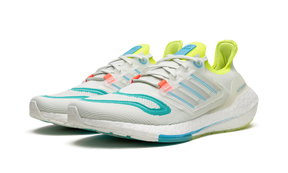 Adidas UltraBoost 22 Sky Mint Rush