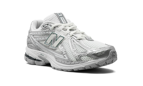 New Balance 1906R "SILVER METALLIC"