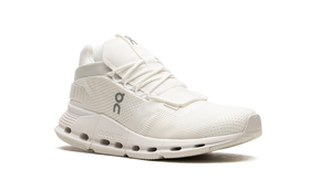 On Running Cloudnova Undyed-White
