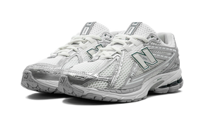 New Balance 1906R "SILVER METALLIC"