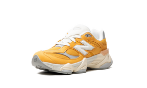 New Balance 9060 Yellow Beige