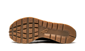 Nike Vaporwaffle Sacai Black Gum