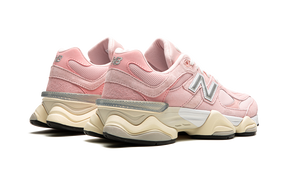 New Balance 9060 Crystal Pink