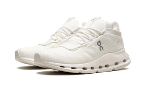 On Running Cloudnova Undyed-White